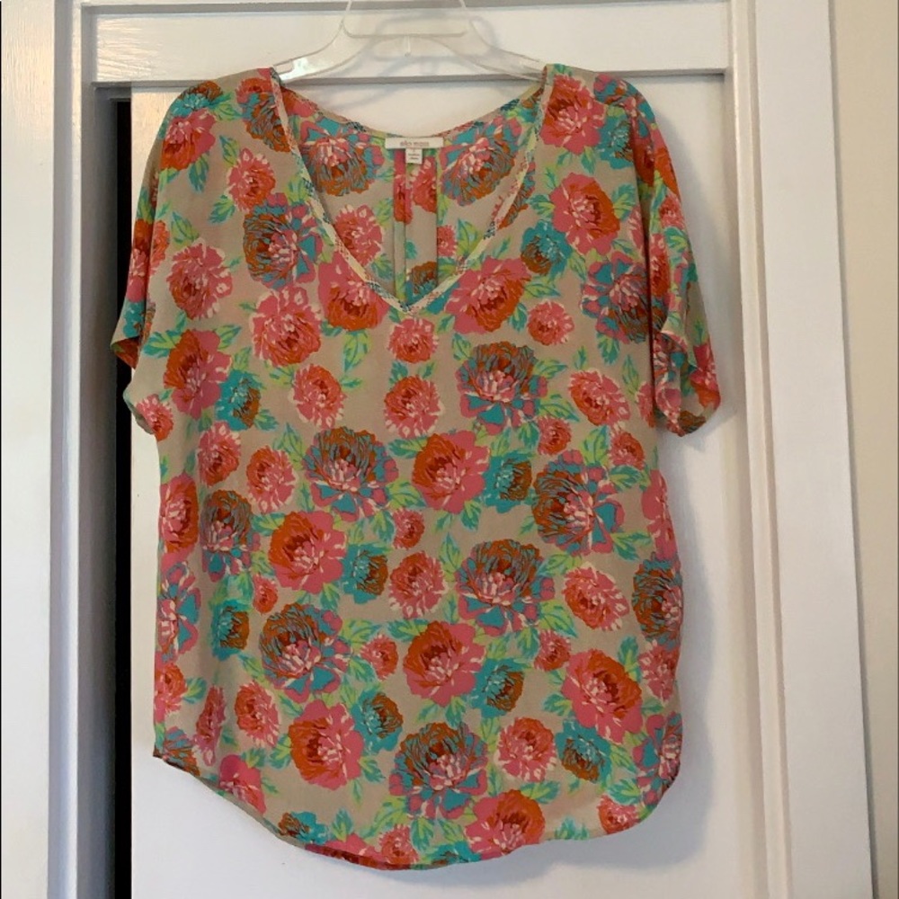 Ella moss floral blouse